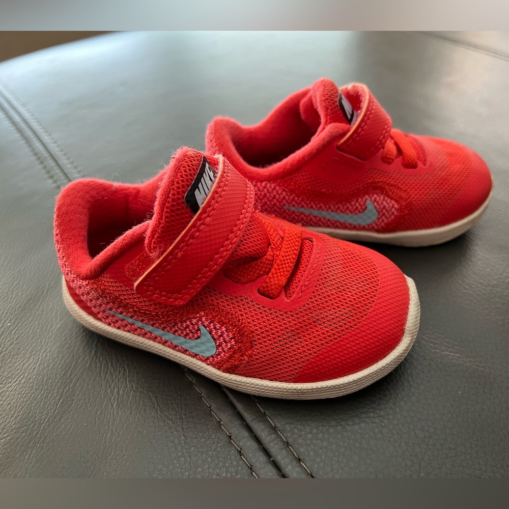 Toddler Nike shoes